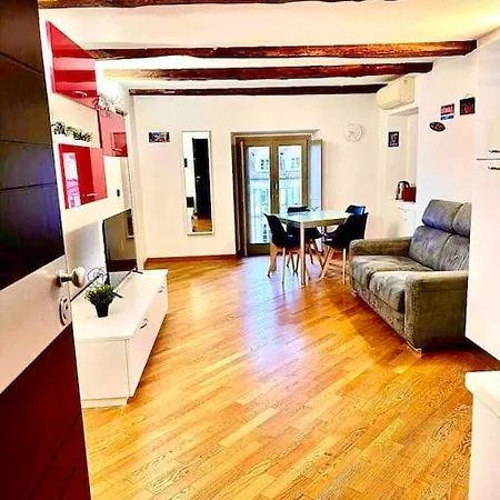 Centro - Mole Piazza Vittorio *